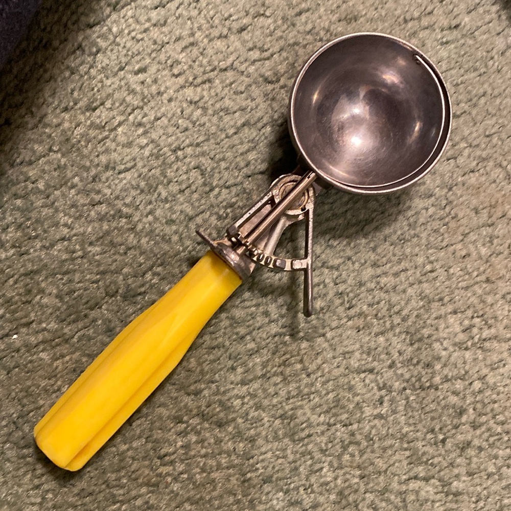 🍦Antique Ice Cream Scooper 🍦